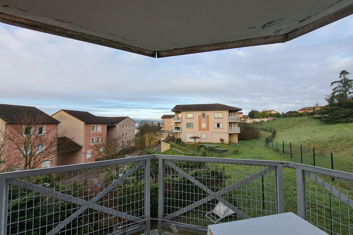 T3 de 68 m² à Grigny-Sur-Rhône, La Croix des Rampeaux au prix de vente de 119 000 €